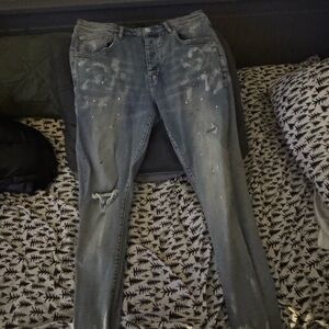 Men's Distressed Skinny Jeans in Gray
